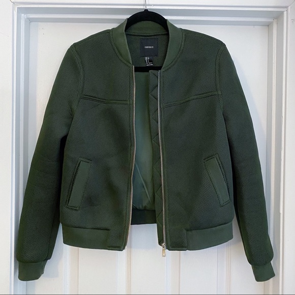 Forever 21 Jackets & Blazers - Forever 21 Mesh Puff Bomber Jacket Green Small